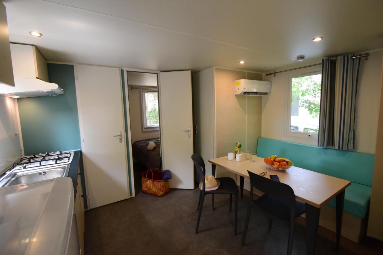 Camping Les Salisses - Maeva Vias Exterior photo
