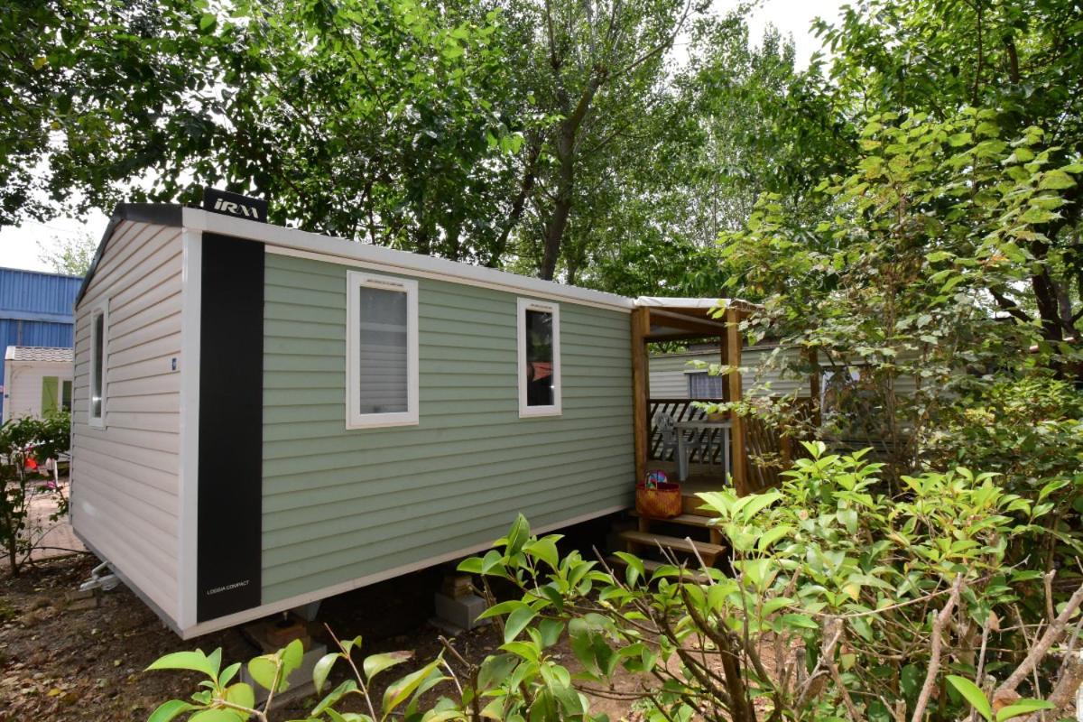 Camping Les Salisses - Maeva Vias Exterior photo